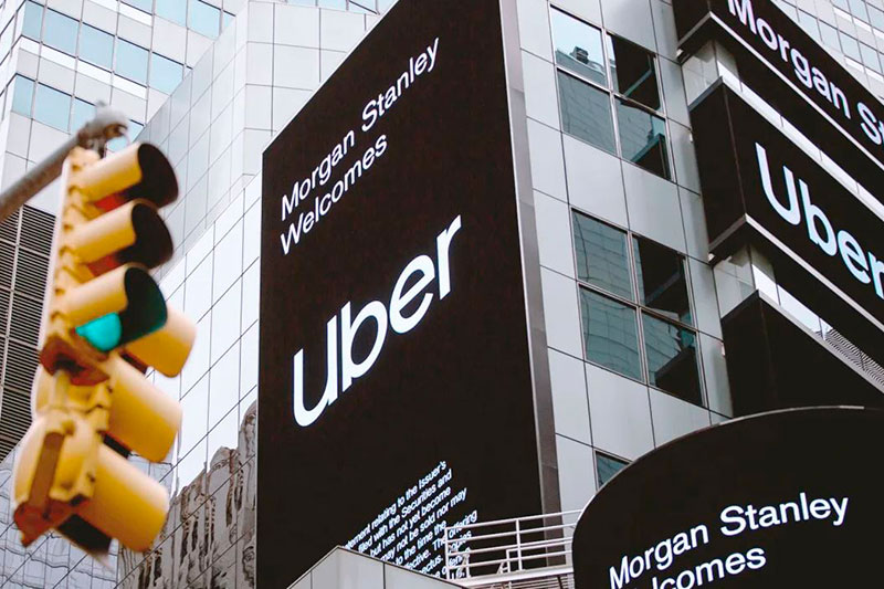 Агрегатор такси Uber разрешит оплачивать услуги такси криптовалютой