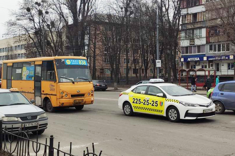 Что почем? Сравниваем цены такси в Киеве (обзор тарифов)