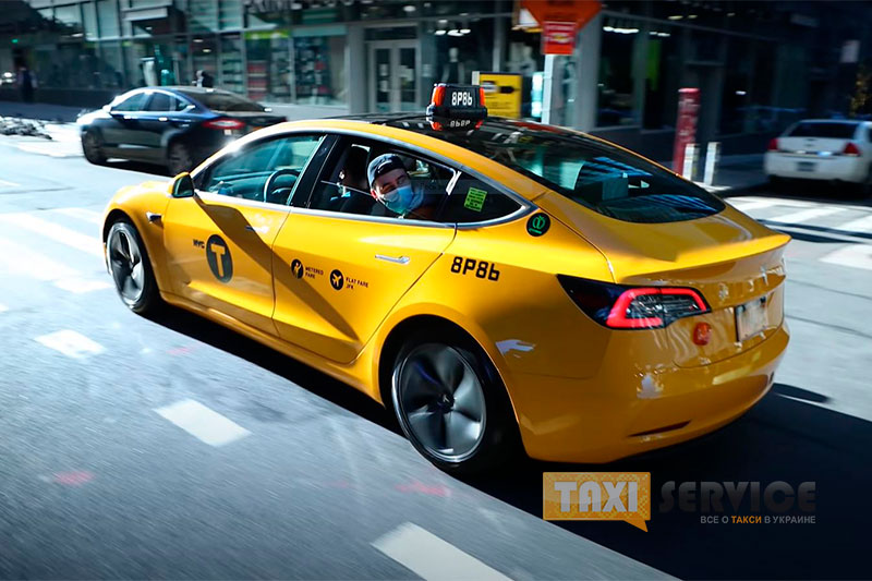 Владелец такси Tesla Model 3 поделился опытом работы на электрокаре в Нью-Йорке