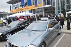 Такси для депутатов за 700 гривен в день