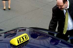 Европейские стандарты такси в Вене - не курить, беречь природу, заботиться об инвалидах