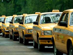 Московские таксисты завышают цену поездки и вымогают деньги