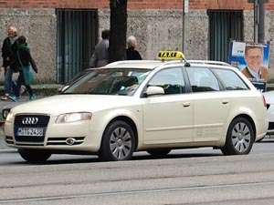 Законопроект о такси в Украине: таксистов пересадят на дорогие автомобили
