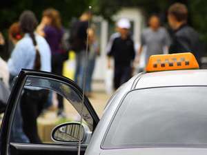 В Мелитополе начата активная работа по наведению порядка в сфере такси