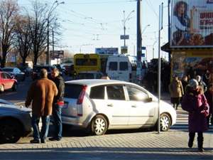 С ценами на киевское такси происходит какая-то комедия (Видео)