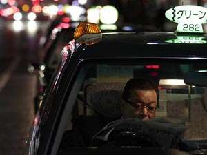 В Токио такси напоминает пассажирам о забытых вещах