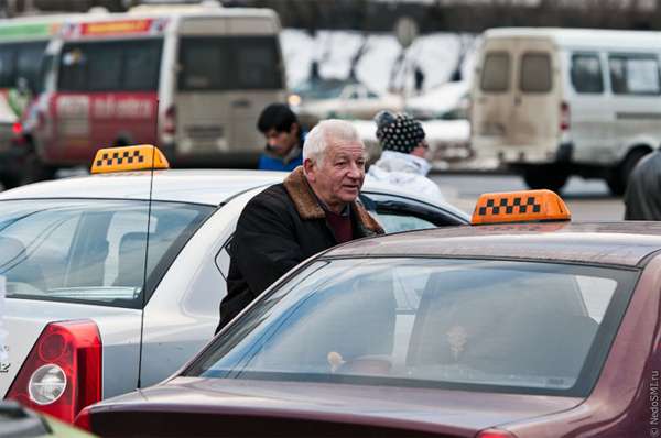 В Харькове накрыли подпольную службу такси