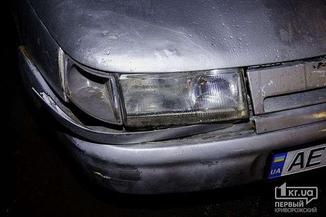 В Кривом Роге ночью пешеход угодил под колеса такси. Фото