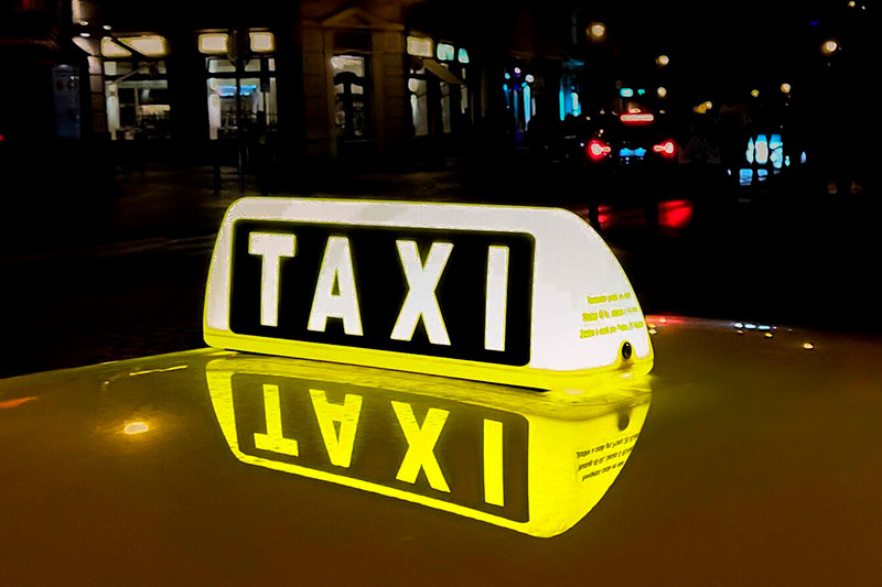 Водителям такси в Тернопольской области, работающим в ночную смену, будут вручать повестки