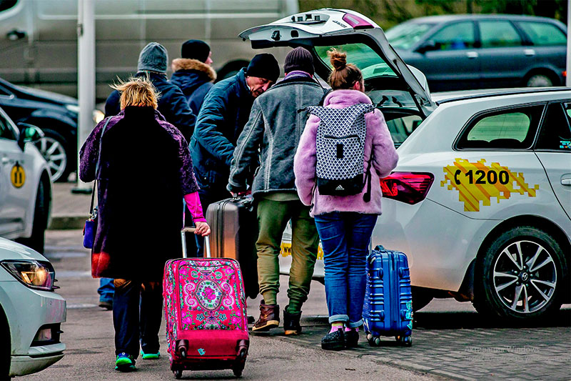 Водители радуются, а клиенты недовольны: каким стал таксобизнес в Эстонии после ухода Yandex