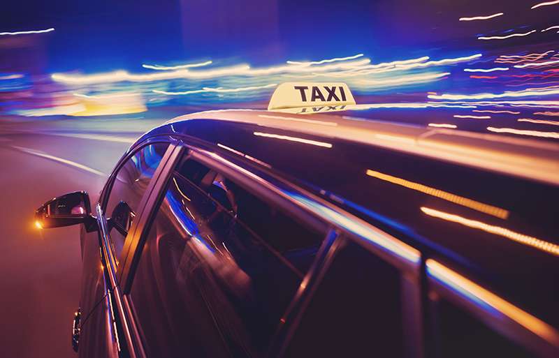 Правила работы такси в Украине до сих пор не прописаны в законах - эксперт