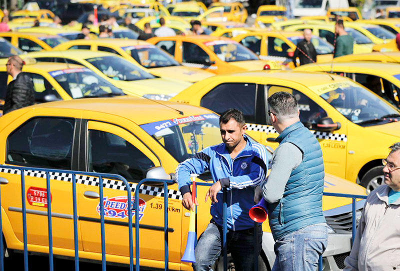 Таксисты Румынии тоже выступили против Uber