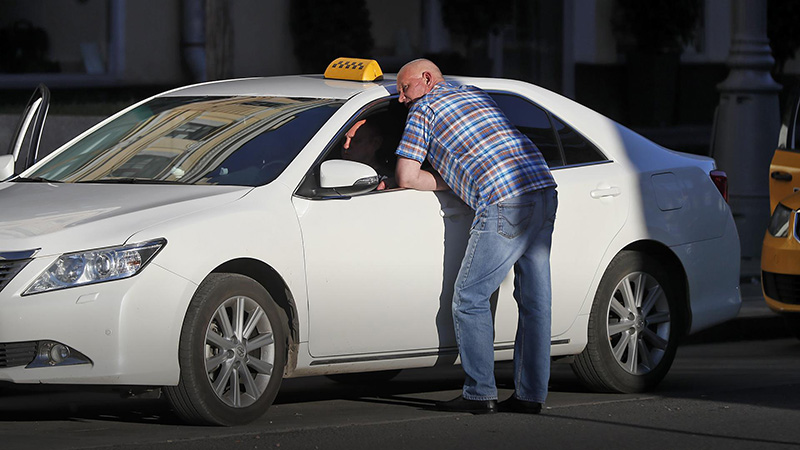 Шашечный разбор: таксисты переходят на самозанятость