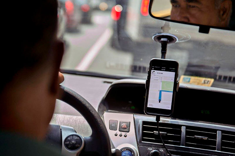 Оцени водителя: как службы-агрегаторы заказов контролируют водителей такси