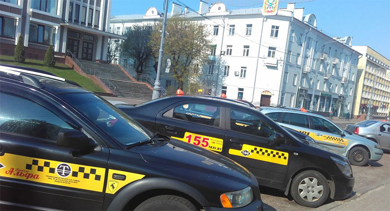 Таксисты Гомеля вновь выразили свое возмущение работой агрегаторов