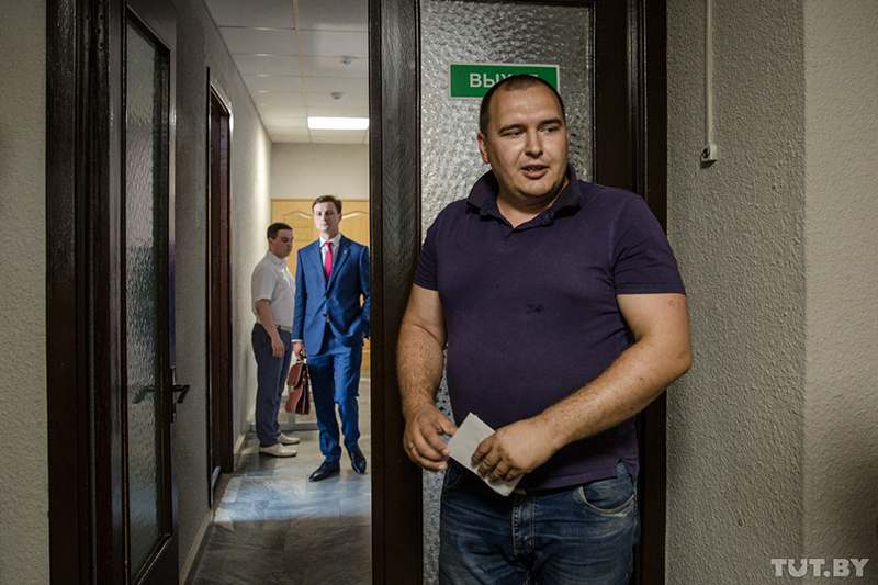 «Прибыль я установил 280%». В суде Минска рассматривают иск против завышавших тарифы таксистов