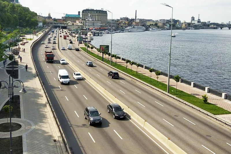 В Киеве снижают максимально допустимую скорость до 50 км/час (список улиц)
