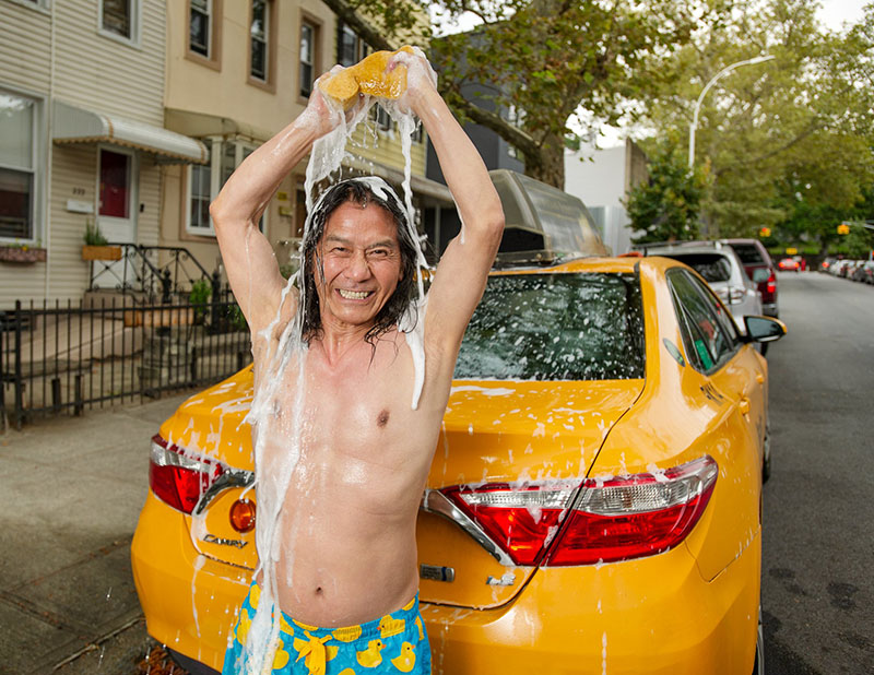 Таксисты Нью-Йорка снялись для календаря на 2020 год (фото)