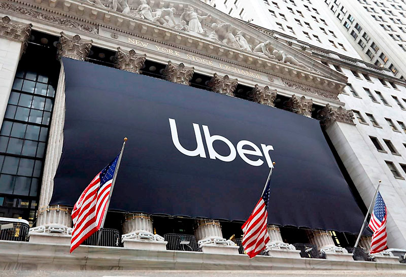 Риск заражения коронавирусом: Uber посоветовал заболевшим таксистам сидеть дома