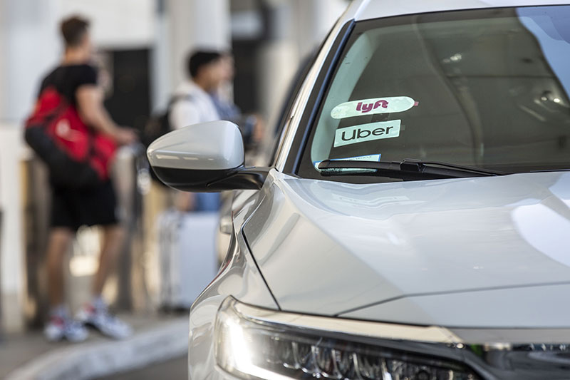 Коронавирус: Uber заблокирует аккаунты больных COVID-19 водителей и пассажиров такси