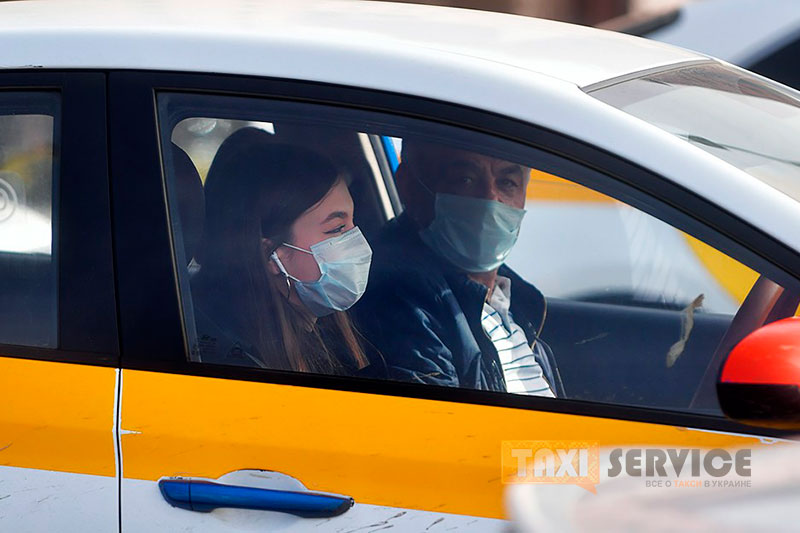 Перевозчики сообщили о 50% падении спроса на такси в Москве - Такси Сервис