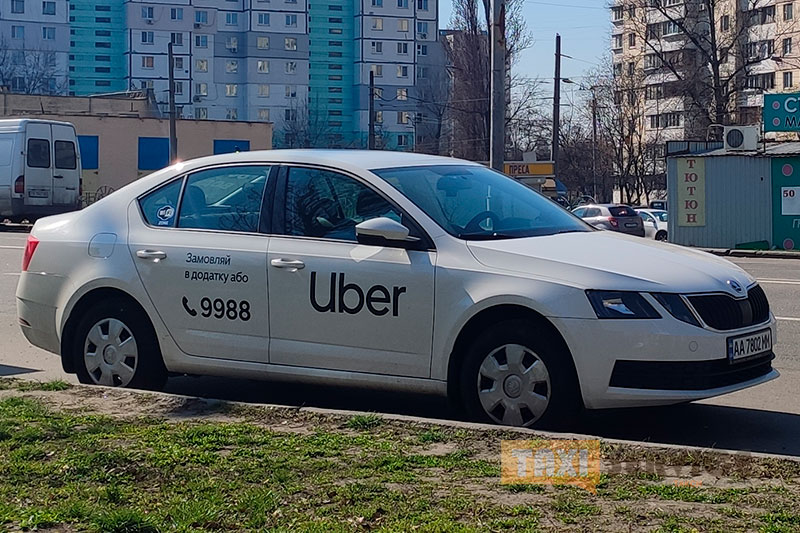 Сколько зарабатывают таксисты Украины во время карантина, оказывается, что не много