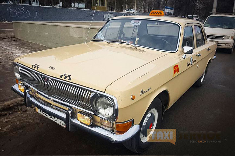На продажу выставили раритетную "Волга" с "шашечками" такси на капоте и дверях (фото) - Такси Сервис
