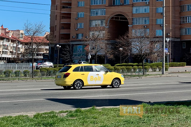 Петиция провалилась: запрет агрегаторов-такси Убер и Болт в Украине отменяется - Такси Сервис