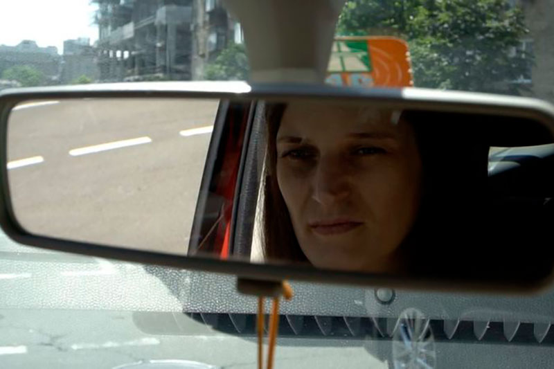 Некоторые мужчины боятся со мной ехать - как работает девушка водителем такси в Киеве (видео)