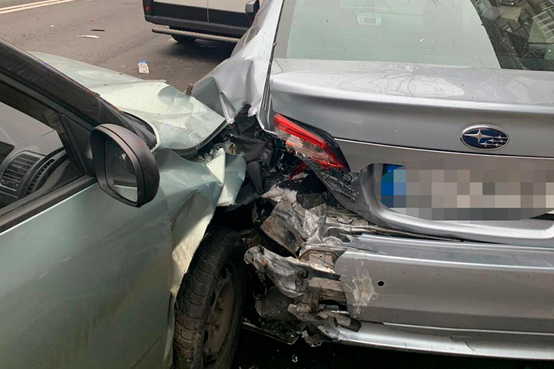 В Киеве водитель такси заснул за рулем, пассажирка погибла