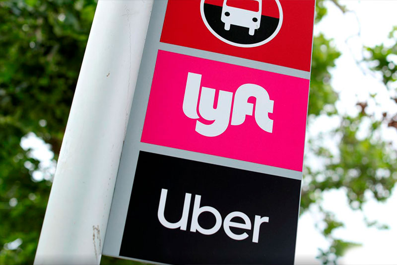 В США агрегаторы такси Uber и Lyft обменяются данными заблокированных водителей