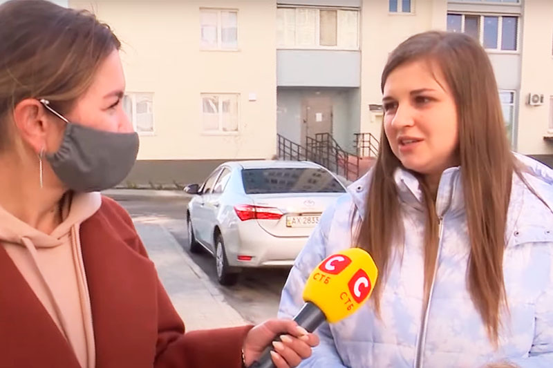 В Харькове таксист оплевал девушку из-за трех гривен чаевых (видео)