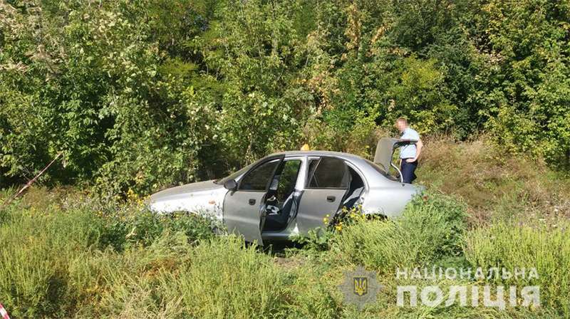 Под Харьковом убили водителя такси и угнали его машину
