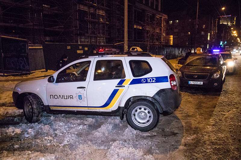 В Киеве накуренный водитель Uber ездил по городу с марихуаной в кармане