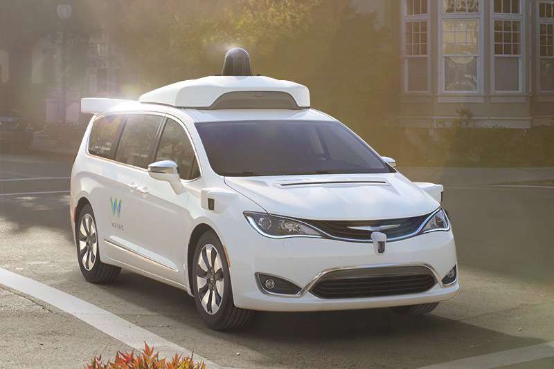 Компания Waymo первой в мире запускает сервис беспилотных такси