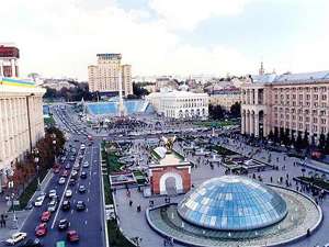 ГАИ рекомендует водителям не соваться в центр Киева