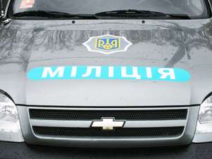В Киеве со стрельбой задержали грабителей таксиста, милиционер ранен