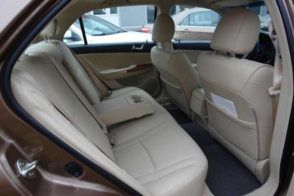 В Украине стартовали продажи нового китайского седана Е-класса BYD G6