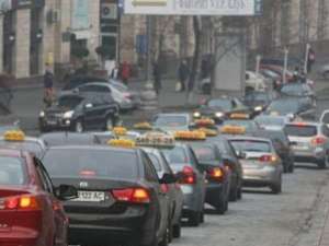 Таксисты Киева отказываются брать заказ меньше, чем на 40 грн