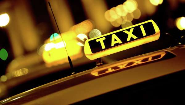 Днепропетровских таксистов научат вежливости