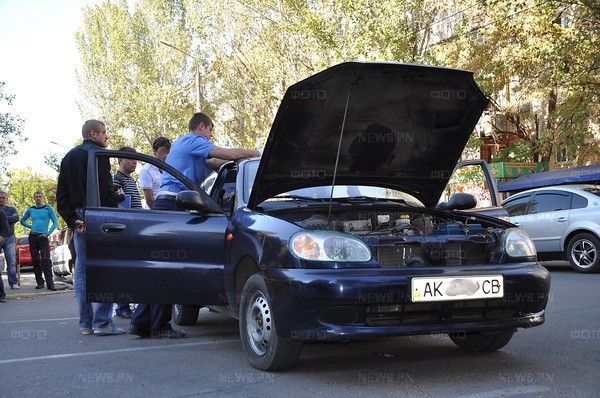 В Николаеве УБОП задержал мужчину, перевозившего в такси около двух десятков гранат