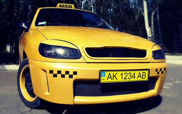 Такси в Украине получат желтые номера уже в этом году